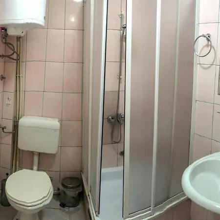 In Guest - Square Macedonia Guest house