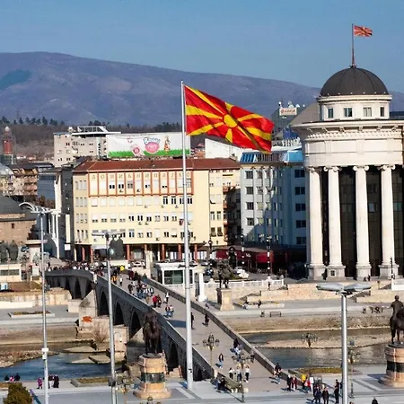 In Guest - Square Macedonia * Skopje